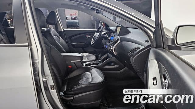 Hyundai Tucson ix Luxury, 2012 10