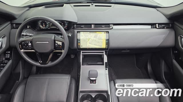 Land Rover Range Rover Velar 3.0 P400 Dynamic HSE, 2025 4