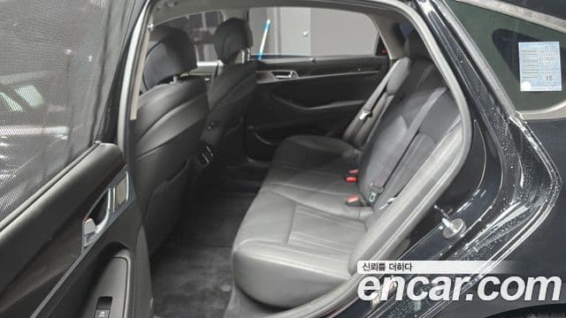 Genesis G80 Premium Luxury, 2017 12