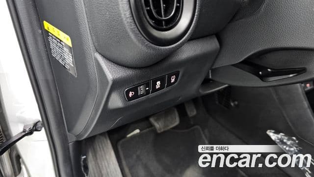 Kia Morning Urban (JA) Prestige, 2023 17