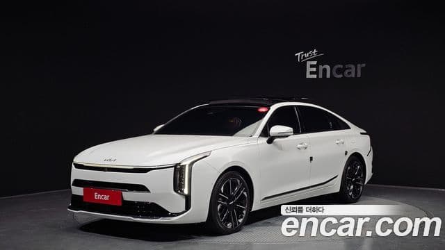 Kia The / новый New K8 гибрид Signature, 2025 1
