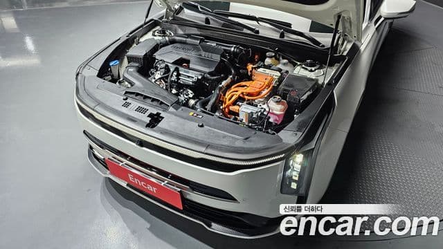 Kia The / новый New K8 гибрид Signature, 2025 6