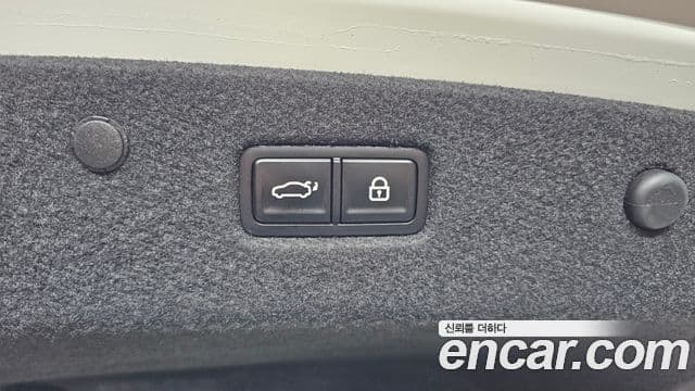 Kia The / новый New K8 гибрид Signature, 2025 20