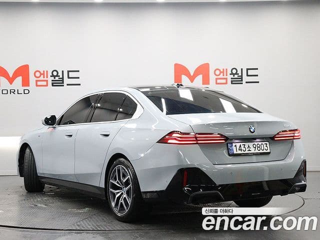 BMW 5시리즈 (G60) 520i M Sport, 2024 4
