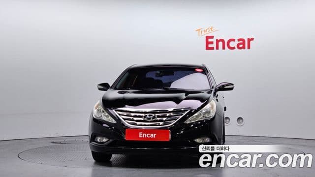 Hyundai YF Sonata люксовая версия, 2010 3