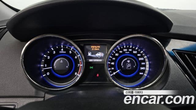 Hyundai YF Sonata люксовая версия, 2010 8