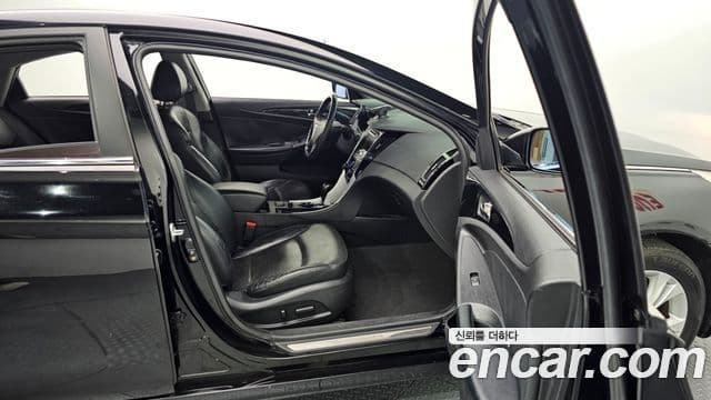 Hyundai YF Sonata люксовая версия, 2010 11