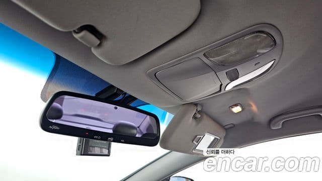 Hyundai YF Sonata люксовая версия, 2010 19