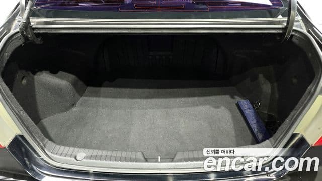 Hyundai YF Sonata люксовая версия, 2010 20