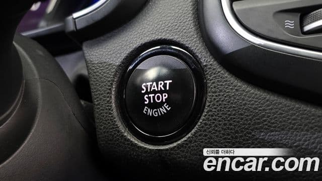 Renault Korea(Samsung) SM6 2.0 LPe LE (для людей с инвалидностью), 2016 18