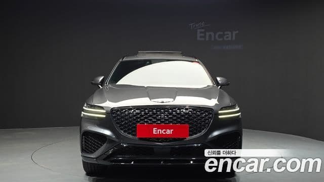 Genesis GV70, 2021 3