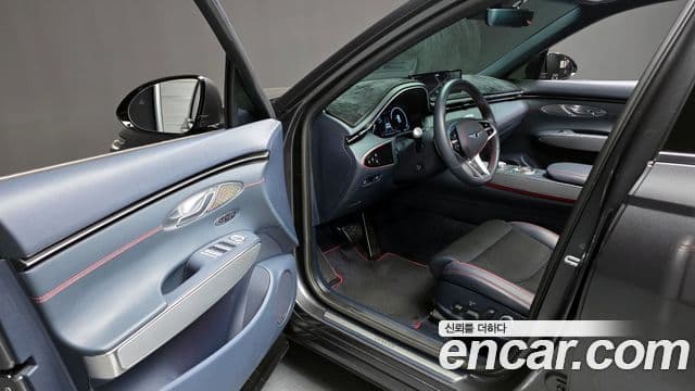 Genesis GV70, 2021 10