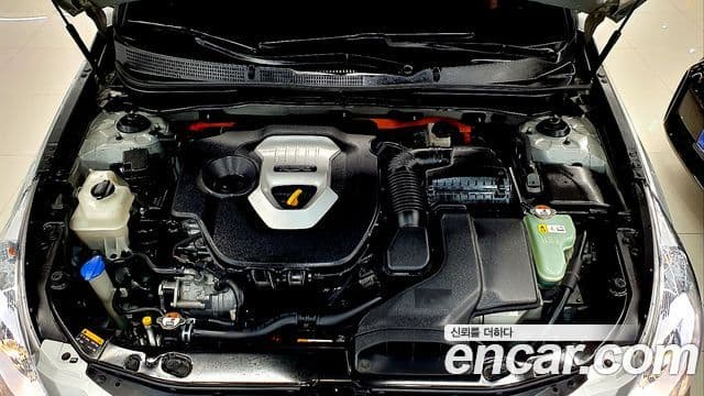 Hyundai Sonata гибрид Modern, 2014 10