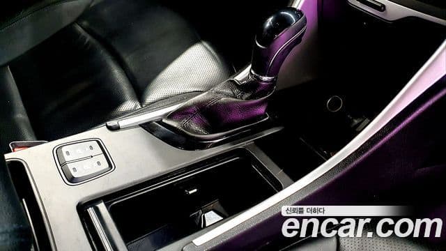 Hyundai Sonata гибрид Modern, 2014 11