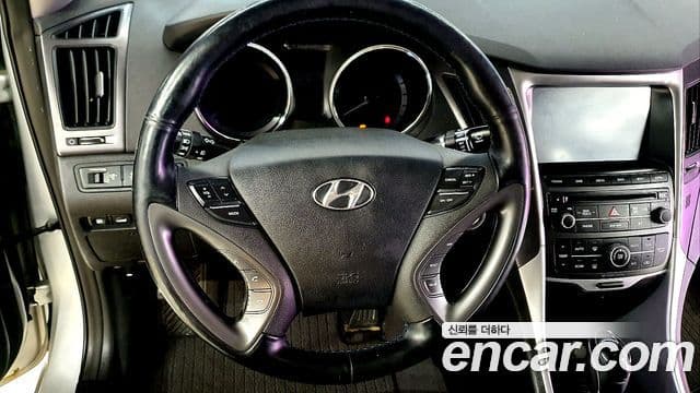Hyundai Sonata гибрид Modern, 2014 12