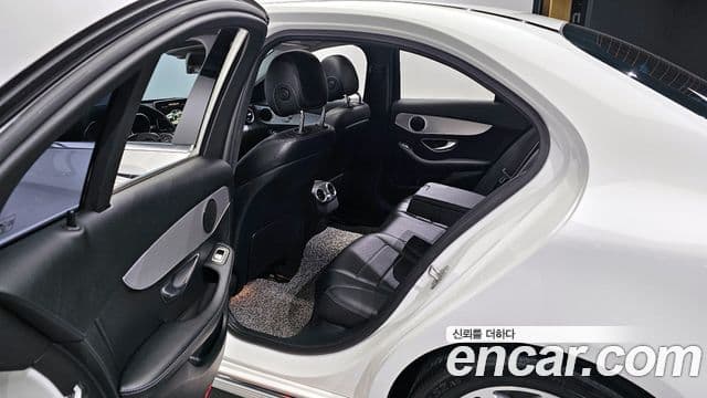 Mercedes-Benz C-класс W205 Avantgarde, 2017 11