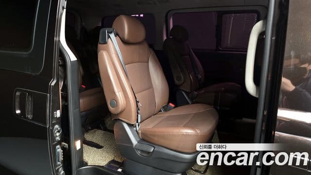 Hyundai The / новый New Grand Starex Exclusive, 2019 12