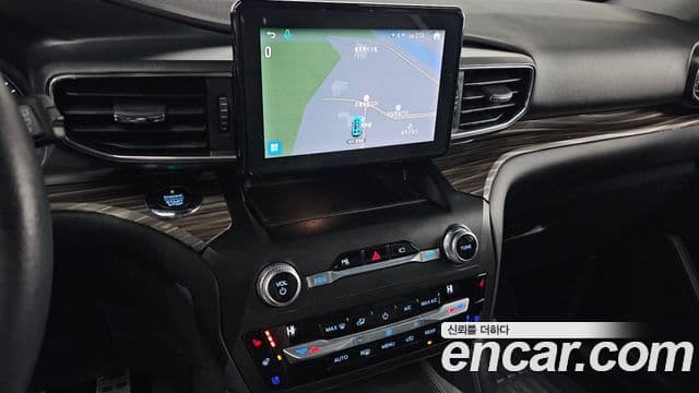 Ford Explorer 6세대 2.3 Limited 4WD, 2020 17