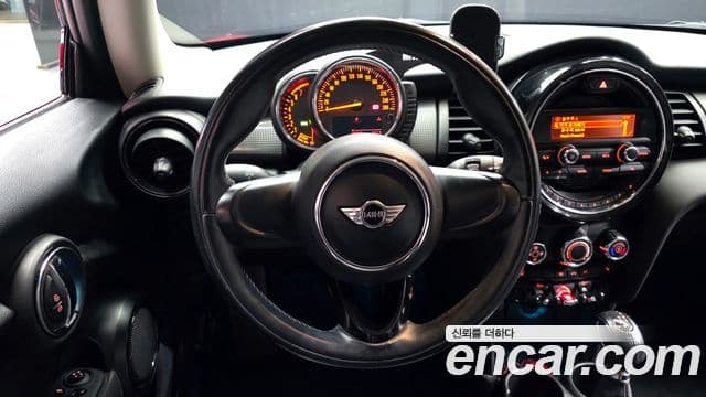 Mini Cooper 3세대, 2017 13
