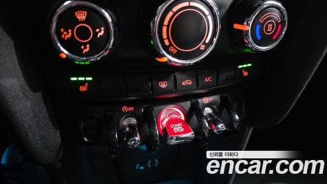 Mini Cooper 3세대, 2017 14