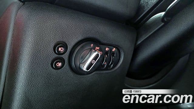 Mini Cooper 3세대, 2017 19