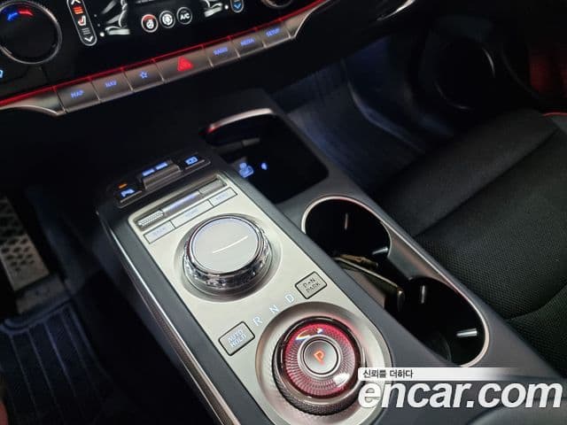 Genesis GV70, 2021 9