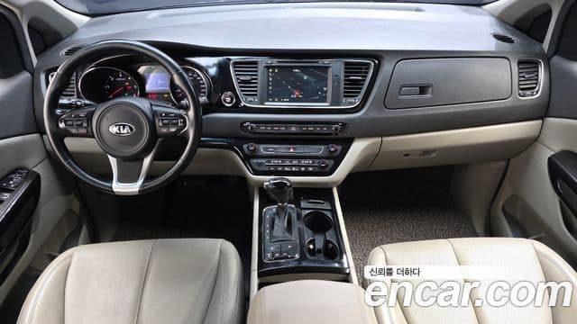 Kia All New Carnival Noblesse, 2016 7