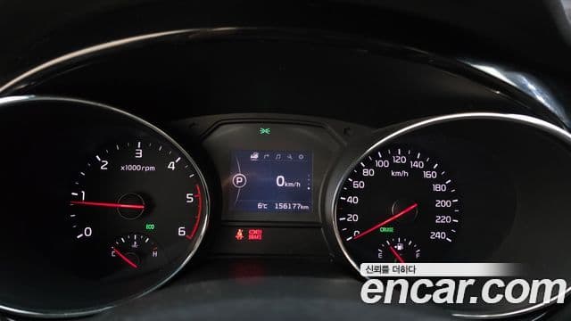 Kia All New Carnival Noblesse, 2016 8