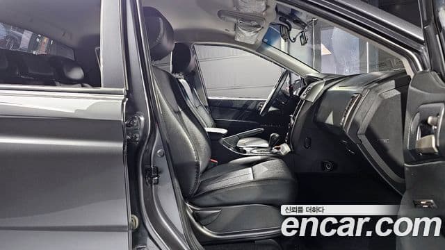 KG모빌리티(SsangYong) The / новый New Korando Sport Club, 2018 11