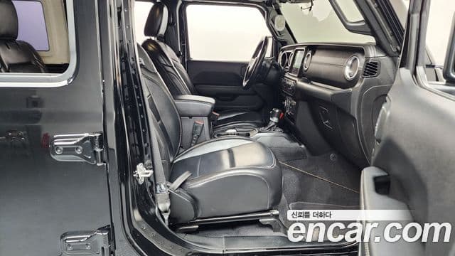 Jeep Wrangler (JL) 2.0 Overland Power top 4도어, 2021 11
