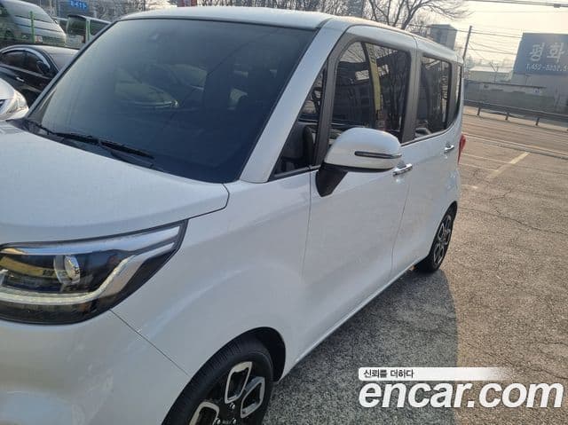 Kia The / новый New Ray Signature, 2022 2