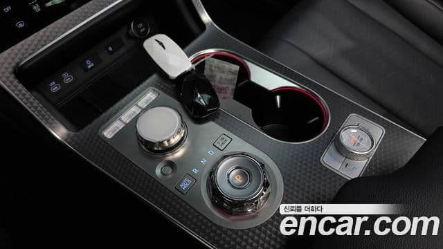 Genesis GV80 купе, 2024 9