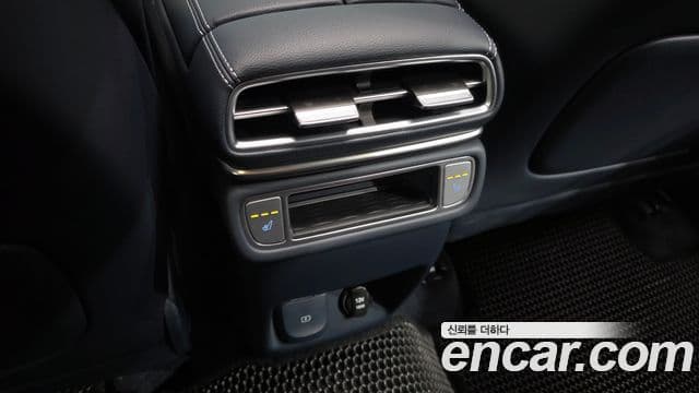 Genesis GV80 купе, 2024 18