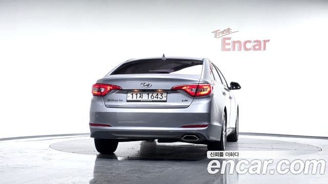 Hyundai LF Sonata LPI Smart(для людей с инвалидностью), 2016 4