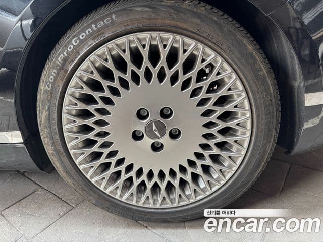 Genesis G80 (RG3) бензин 2.5 турбо AWD, 2022 все фото