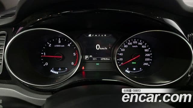 Kia All New Carnival Noblesse, 2015 8
