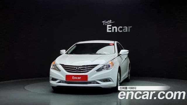 Hyundai YF Sonata Luxury, 2012 3