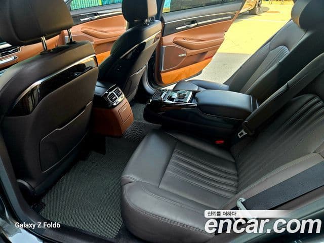 Genesis G90 Luxury, 2019 11