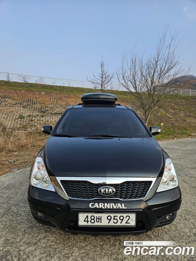 Kia Carnival R топовая версия, 2014 1