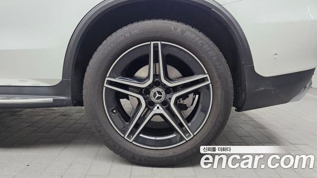 Mercedes-Benz GLC-класс X253 GLC300 4MATIC купе, 2020 все фото