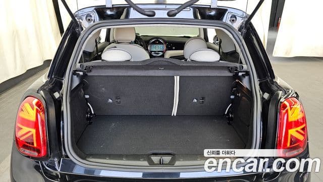 Mini Cooper S 3세대, 2023 20