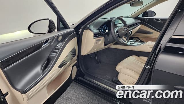 Genesis G80 (RG3) бензин 2.5 турбо AWD, 2024 10