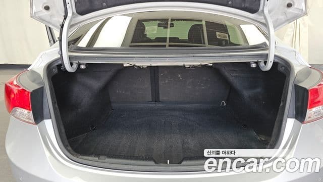 Hyundai Avante MD Modern, 2014 20