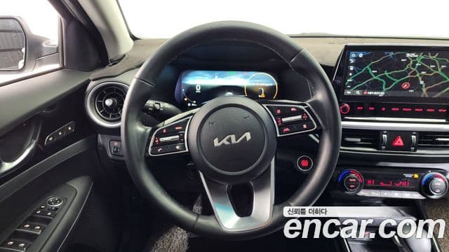 Kia The / новый New K3 2세대 Signature, 2022 13