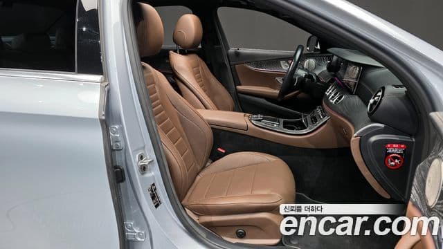 Mercedes-Benz E-класс W213 Avantgarde, 2022 11