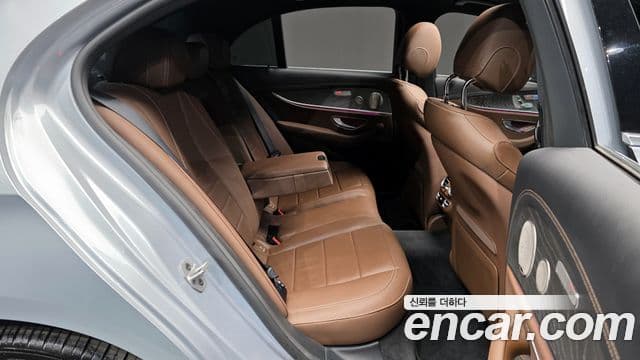 Mercedes-Benz E-класс W213 Avantgarde, 2022 12