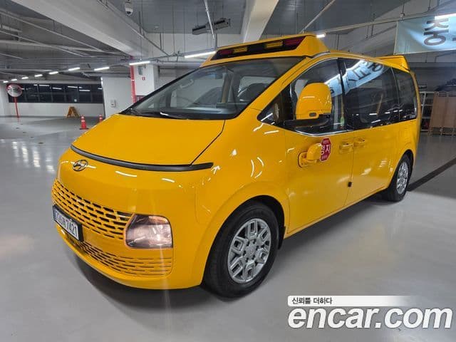 Hyundai Staria 15인승, 2024 4