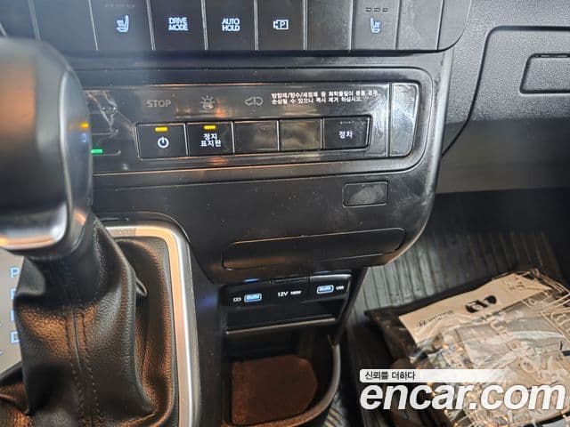 Hyundai Staria 15인승, 2024 19