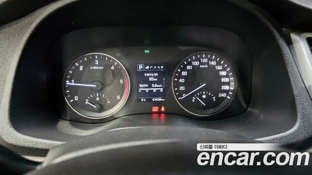 Hyundai All New Tucson Style, 2016 8