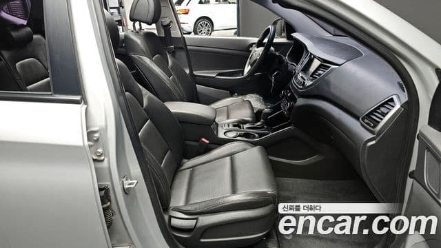 Hyundai All New Tucson Style, 2016 10